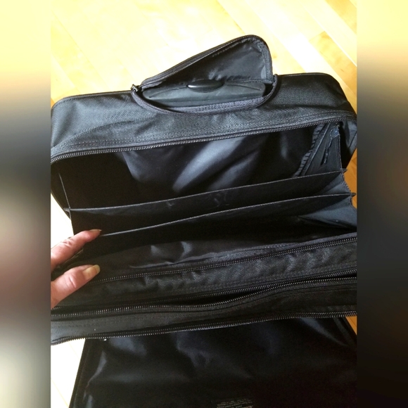 Eddie Bauer Computer bag - Picture 7 of 8